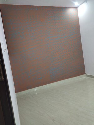 Room in 3 BHK Builder Floor at Govindpuri – for Sale