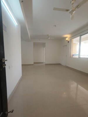 Room in 3 BHK Apartment at ROF Amaltas, Sector 92 – for Rent