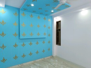 Room in 3 BHK Builder Floor at Govindpuri – for Sale