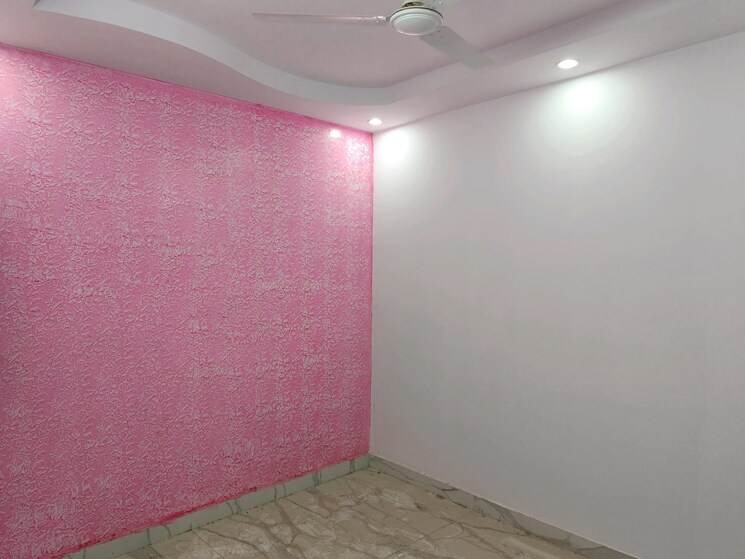 Room, govindpuri 3 Bedroom 900 Sq.Ft. Builder Floor In Govindpuri Delhi 9404520