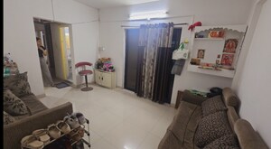 Master Bedroom in 2 BHK Apartment at Kharadi – for Rent