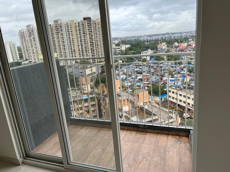Balcony, mahindra-centralis-tower-1 2 Bedroom 594 Sq.Ft. Apartment In Pimpri Pune 9399660