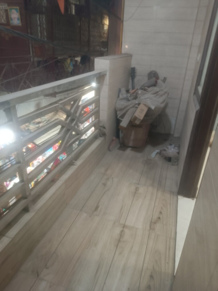 Balcony, govindpuri 2 Bedroom 630 Sq.Ft. Builder Floor In Govindpuri Delhi 9404661