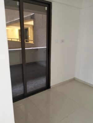 Room in 2 BHK Apartment at Rohan Silver Gracia, Ravet – for Rent