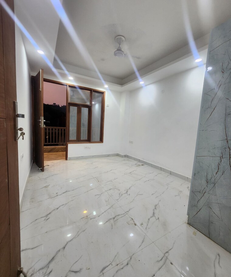 Room, saket 2 Bedroom 802 Sq.Ft. Builder Floor In Saket Delhi 9404642