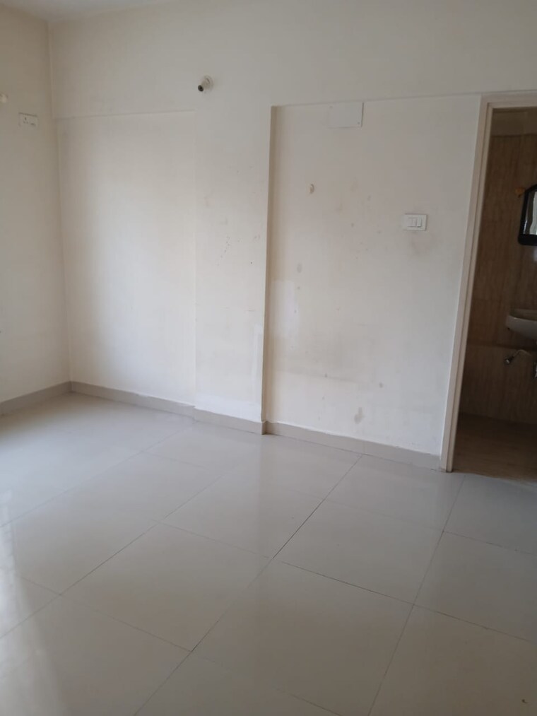 Room, baner 3 Bedroom 1200 Sq.Ft. Apartment In Baner Pune 9404618