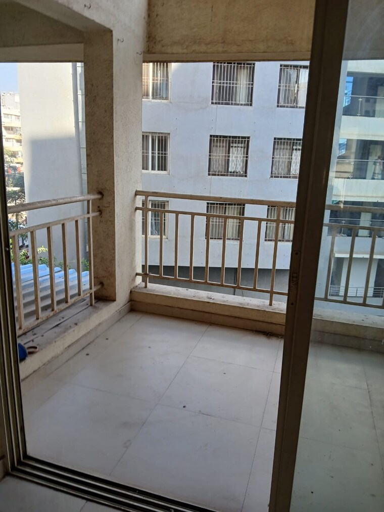 Balcony, baner 3 Bedroom 1200 Sq.Ft. Apartment In Baner Pune 9404618
