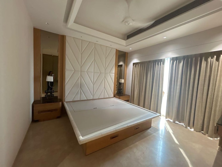 Bedroom, lodha-world-view 6 Bedroom 3800 Sq.Ft. Apartment In Worli Mumbai 9404602