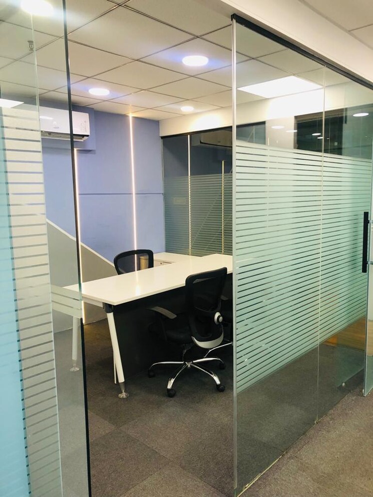 Team Area, old palasia Commercial Office Space 2300 Sq.Ft. In Old Palasia Indore 9404601