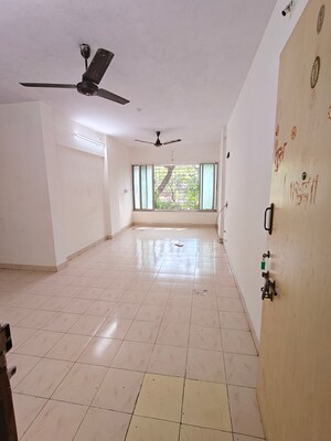 1 BHK Apartment For Rent in Akurli Om, Kandivali East