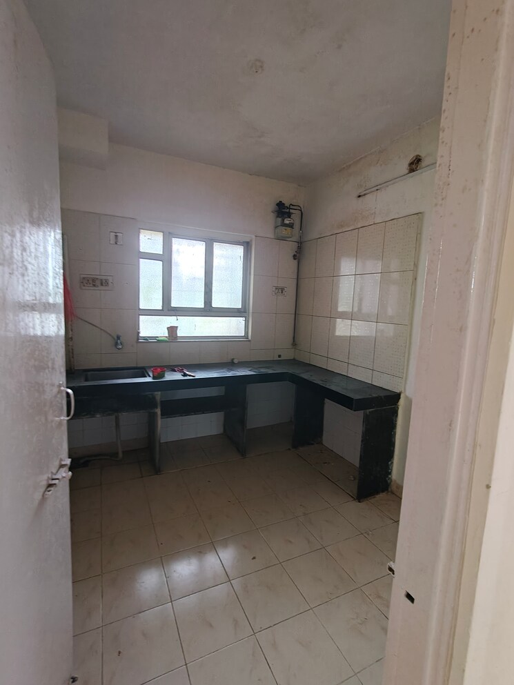 Kitchen, akurli-om 1 Bedroom 775 Sq.Ft. Apartment In Kandivali East Mumbai 9404723