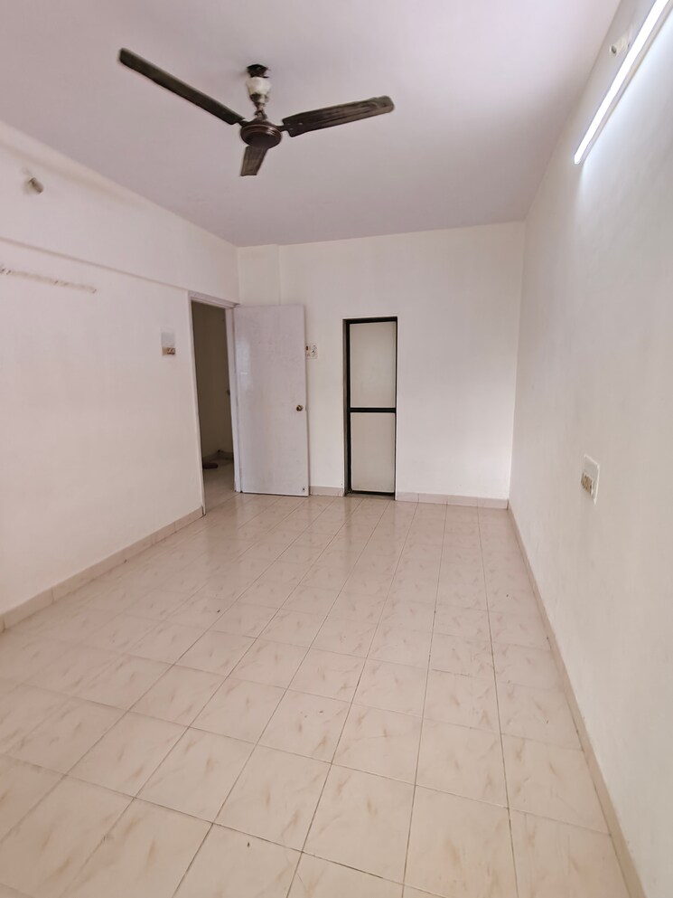 Room, akurli-om 1 Bedroom 775 Sq.Ft. Apartment In Kandivali East Mumbai 9404723