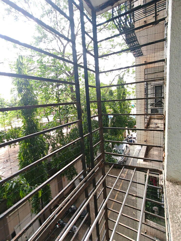 Balcony, akurli-om 1 Bedroom 775 Sq.Ft. Apartment In Kandivali East Mumbai 9404723