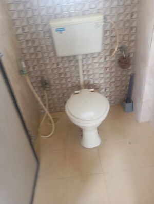 Master Bedroom in 1 RK Apartment at Andheri East – for Sale