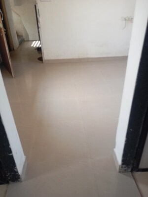 Furnished Amenities in 1 RK Apartment at Andheri East – for Sale