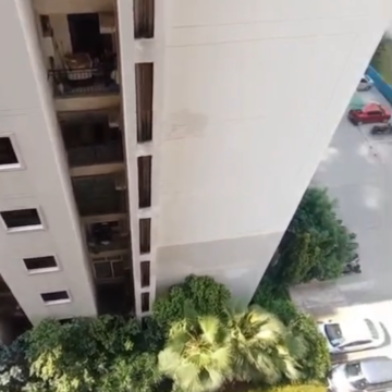 Staircase in 2.5 BHK Apartment at Ajnara Integrity, Sehani Khurd – for Rent