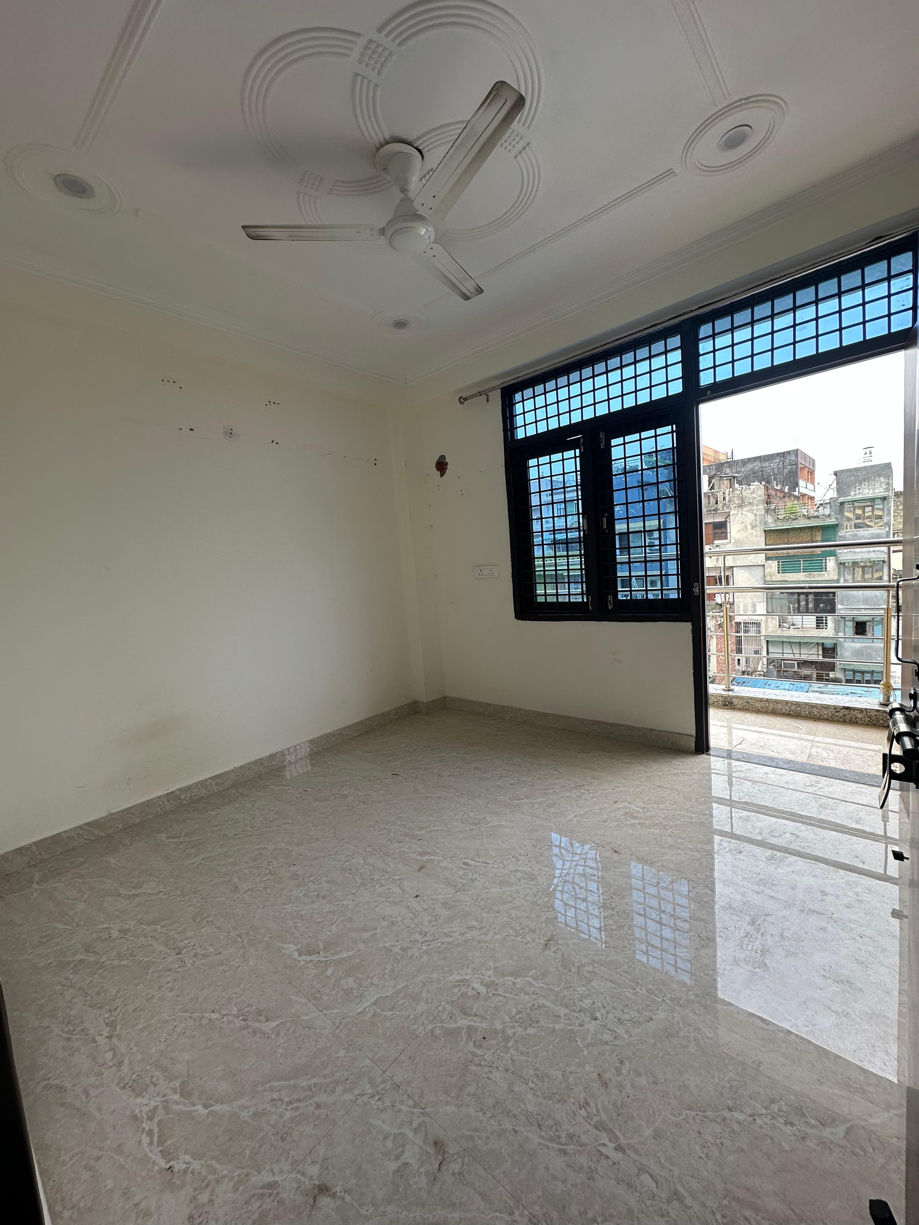 1.5 BHK Builder Floor For Rent in Rajpur Khurd Extension 