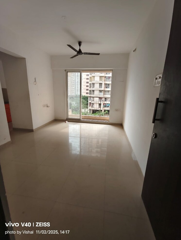 Room, puranik-aarambh 2 Bedroom 499 Sq.Ft. Apartment In Ghodbunder Road Thane 9404899