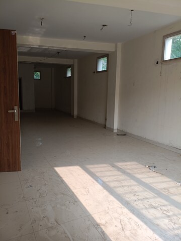 Room in 3.5 BHK Independent House at Maharani Bagh – for Sale