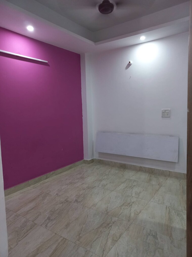 Room, saket 1.5 Bedroom 450 Sq.Ft. Builder Floor In Saket Delhi 9404964