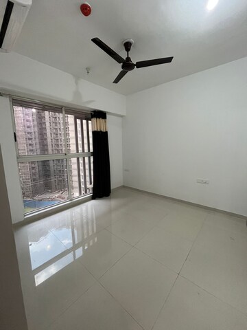 Room in 2 BHK Apartment at Lodha Palava Codename Epic, Dombivli East – for Rent