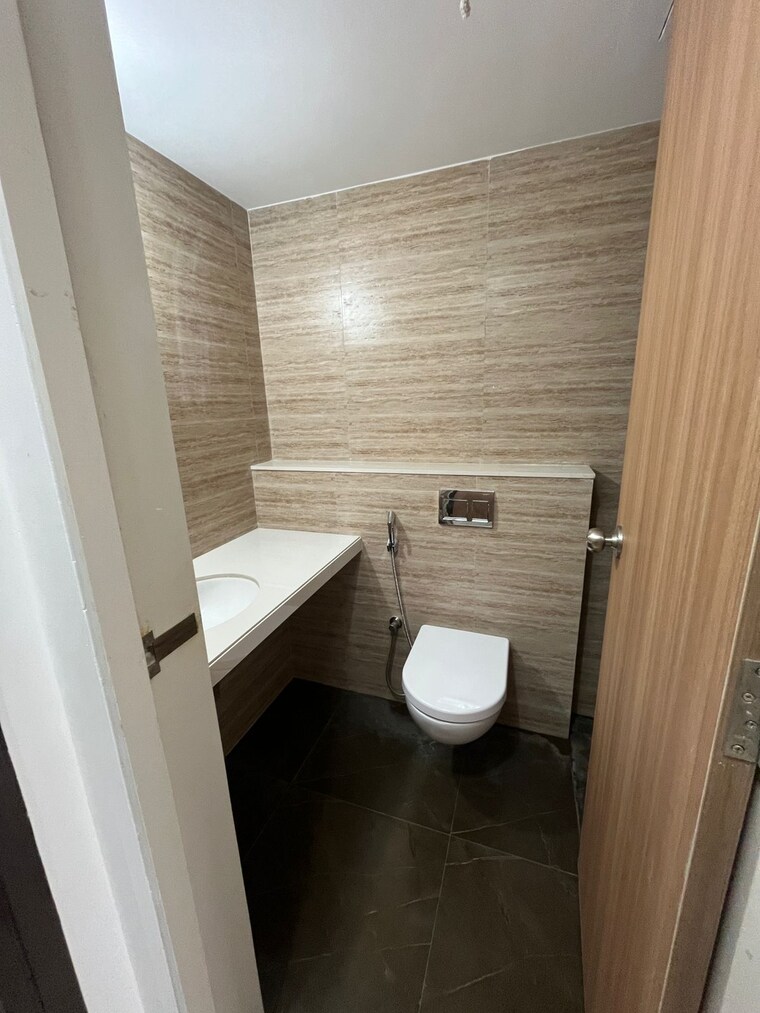 Bathroom, lodha-palava-codename-epic 2 Bedroom 656 Sq.Ft. Apartment In Dombivli East Thane 9404965