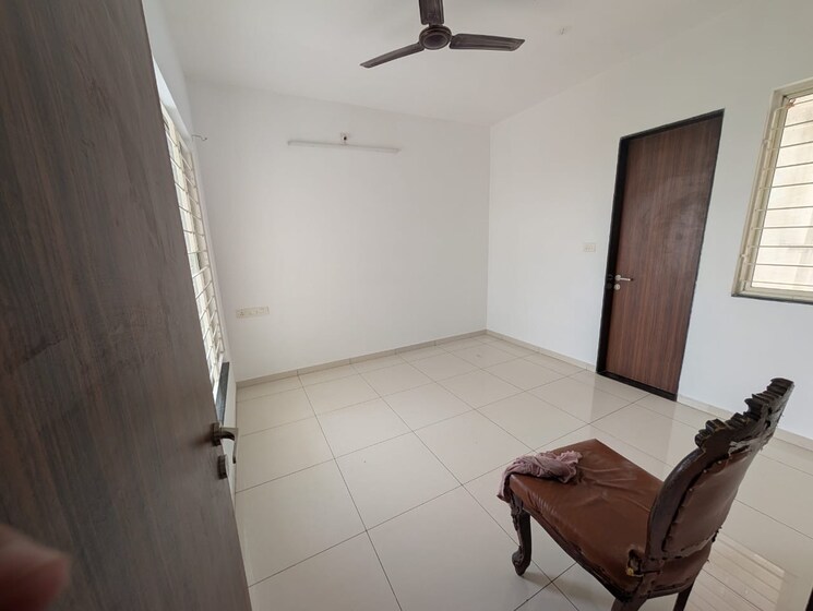 Bathroom, yashwin-hinjewadi 2 Bedroom 800 Sq.Ft. Apartment In Hinjewadi Phase 2 Pune 9404984