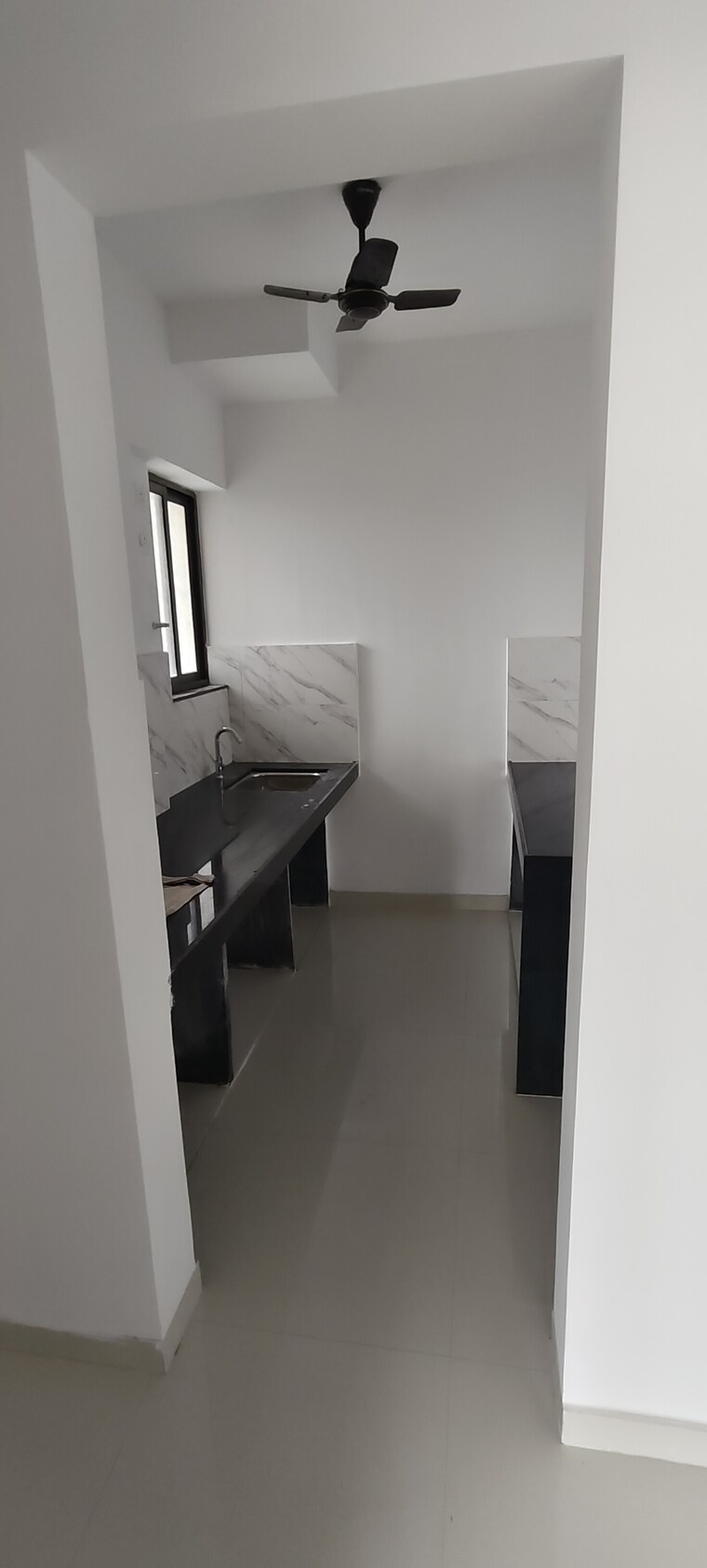 Kitchen, uk-iridium 2 Bedroom 544 Sq.Ft. Apartment In Kandivali East Mumbai 9404982