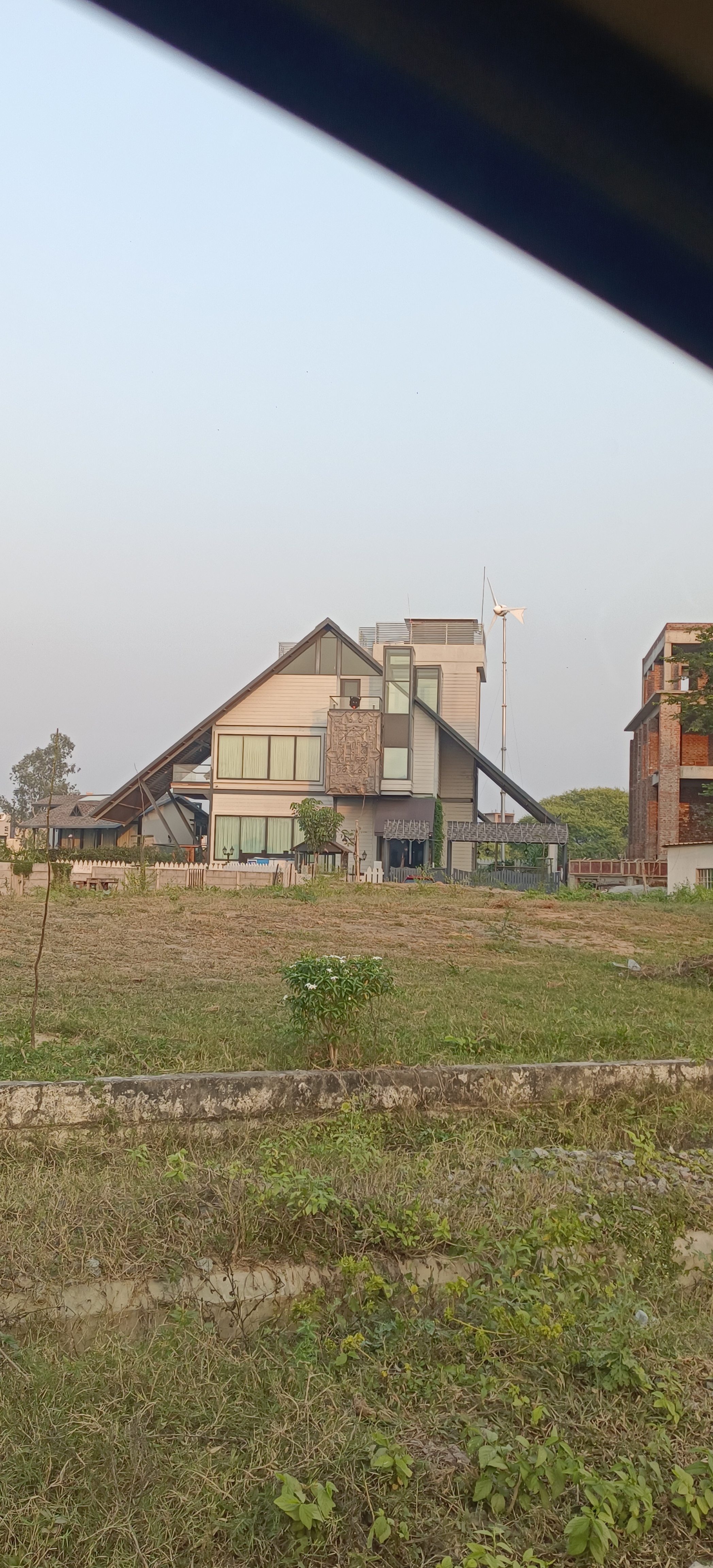 Plot For Sale in Ansal Sushant Golf city