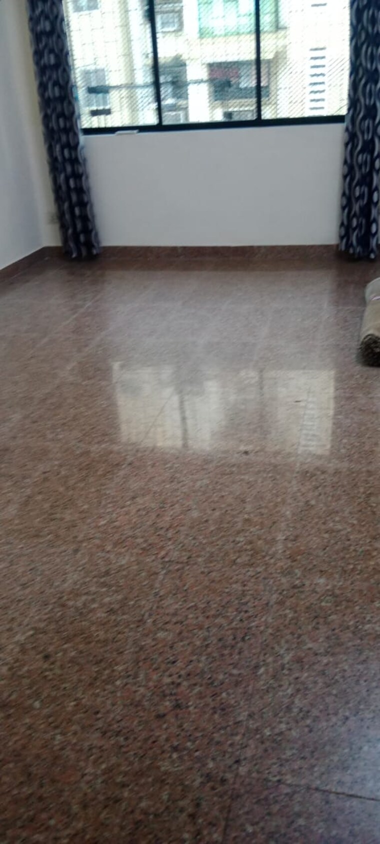 Room, shiv-parvati 1 Bedroom 500 Sq.Ft. Apartment In Malad West Mumbai 9405081