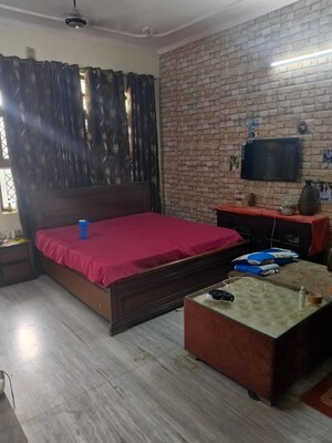 1 RK Builder Floor For Rent in Sector 29