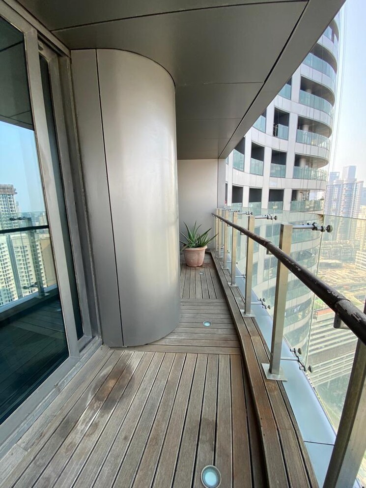 Balcony, lodha-world-crest 4 Bedroom 4230 Sq.Ft. Apartment In Worli Mumbai 9405069