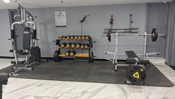 Gym in 1 BHK Apartment at DLF Building 10, Dlf Phase ii – for Rent