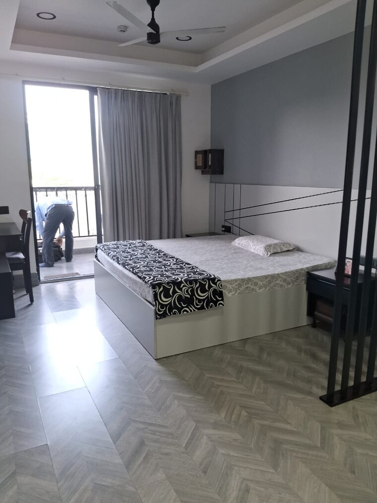 Bedroom, dlf-building-10 1 Bedroom 600 Sq.Ft. Apartment In Dlf Phase ii Gurgaon 9405084