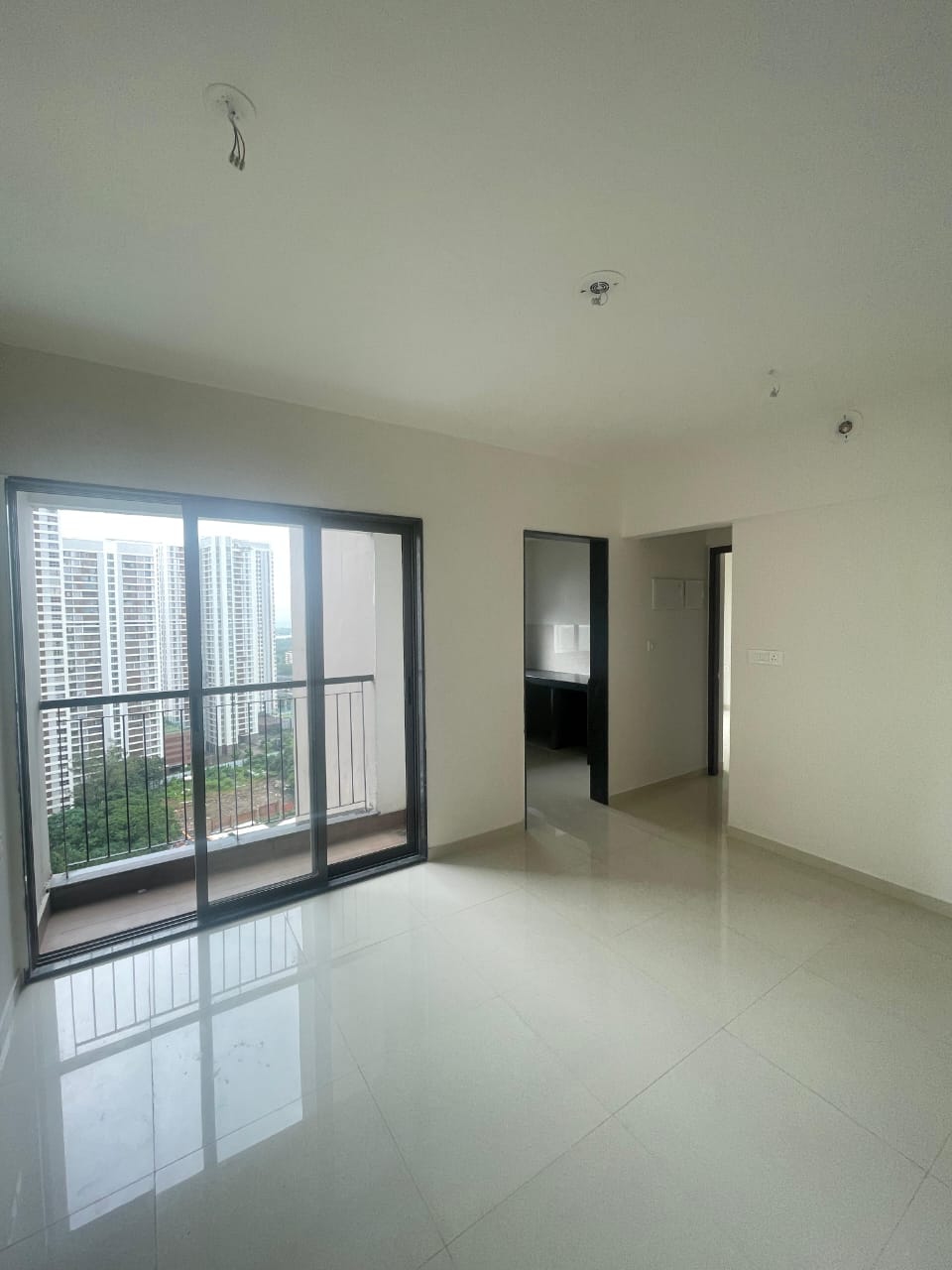 2 BHK + Pooja Room 568 Sq.Ft. Apartment in Runwal Eirene