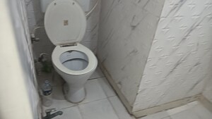 Bathroom in 1 BHK Builder Floor at Kakrola – for Rent