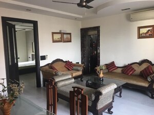 Gym in 2 BHK Builder Floor at Unitech South City 1, South City 1 – for Rent