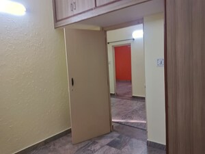 Room in 3 BHK Builder Floor at Ejipura – for Rent