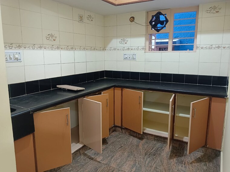 Kitchen, ejipura 3 Bedroom 1200 Sq.Ft. Builder Floor In Ejipura Bangalore 9405167