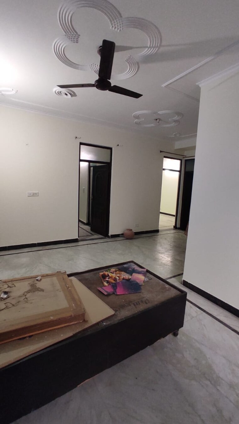 Room, rajpur khurd extension 2 Bedroom 720 Sq.Ft. Builder Floor In Rajpur Khurd Extension Delhi 9405175