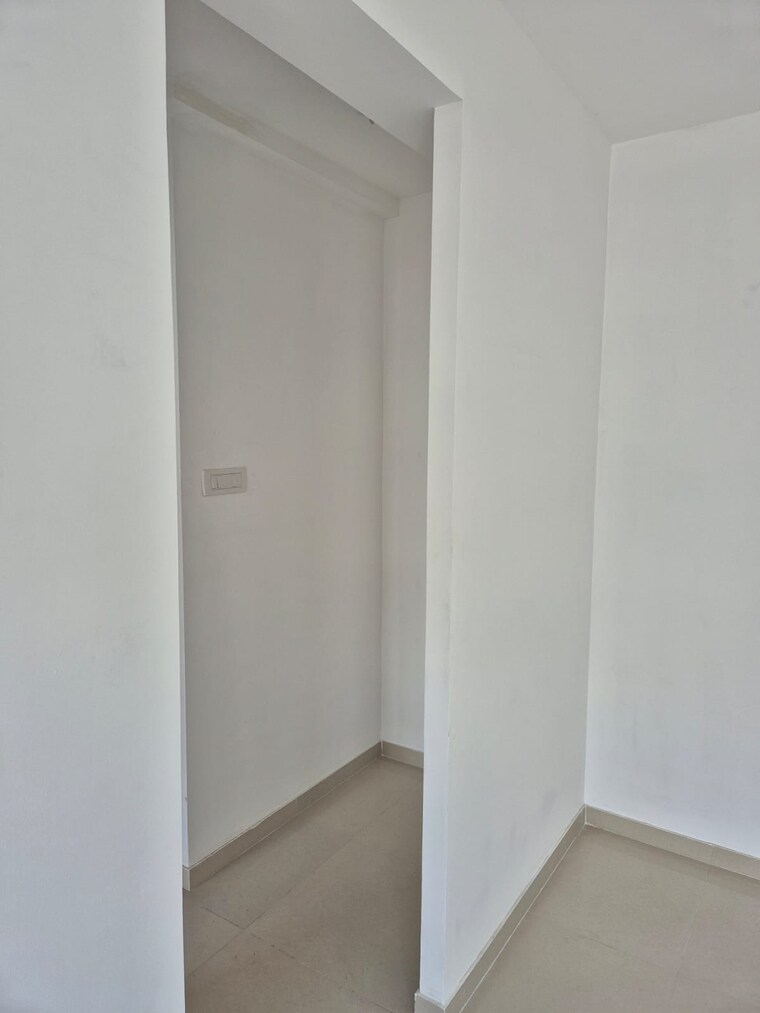 Room, uk-iridium 2 Bedroom 544 Sq.Ft. Apartment In Kandivali East Mumbai 9405192