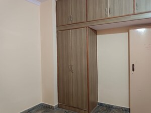 Room in 1 BHK Builder Floor at Ejipura – for Rent