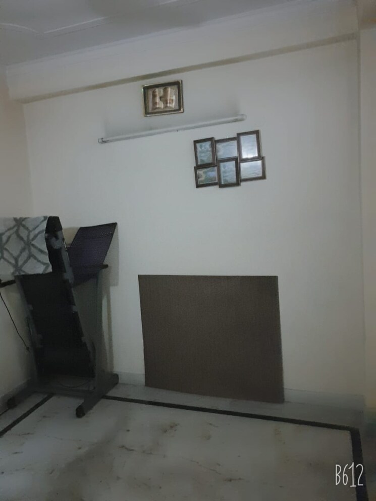 Team Area, khirki extension 2 Bedroom 800 Sq.Ft. Apartment In Khirki Extension Delhi 9405180