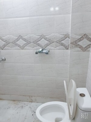 Bathroom in 2 BHK Apartment at Khirki Extension – for Rent