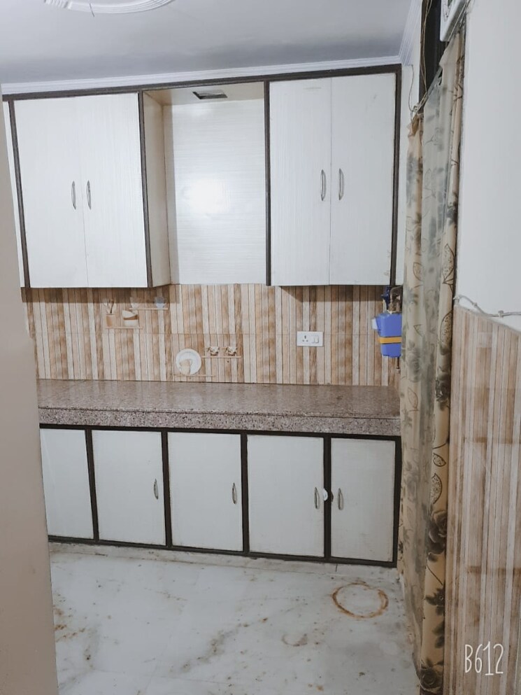 Kitchen, khirki extension 2 Bedroom 800 Sq.Ft. Apartment In Khirki Extension Delhi 9405180