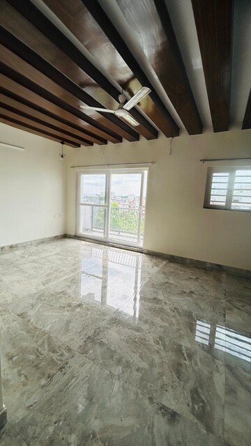 Room in Studio Builder Floor at Sahastradhara Road – for Rent