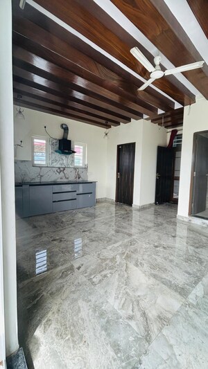 Studio Builder Floor For Rent in Sahastradhara Road