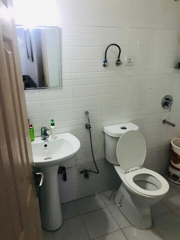Bathroom in 2 BHK Apartment at Supertech Cape Town, Sector 74 – for Rent