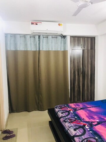 Bedroom in 2 BHK Apartment at Supertech Cape Town, Sector 74 – for Rent