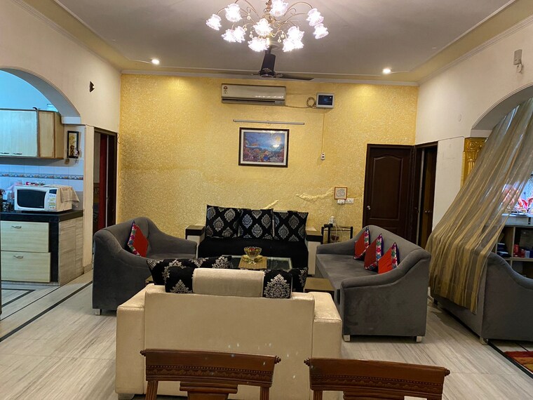 Team Area, sainik colony 3 Bedroom 2970 Sq.Ft. Builder Floor In Sainik Colony Faridabad 9405233